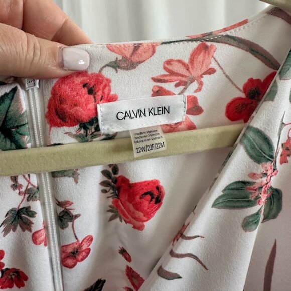 Calvin Klein Women's Plus 22W Floral Dress - Picture 6 of 13